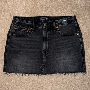 Abercrombie & Fitch Low Rise Micro Mini Skirt
